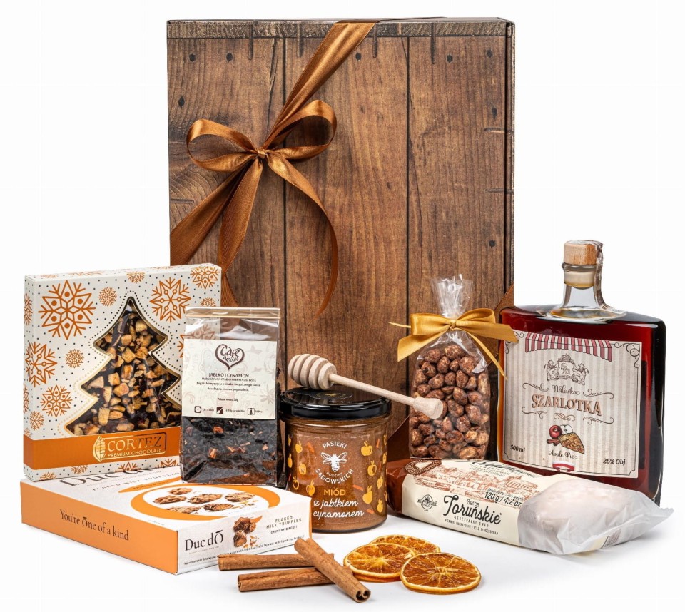 ZESTAW PREZENTOWY ŚWIĄTECZNA SZARLOTKA.jpg